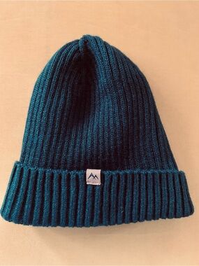 George Teal Ribbed Knit Beanie NWOT